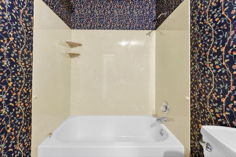 Tiny photo for 3336 Mansion Way, Columbus, OH 43221 (MLS # 225045301)