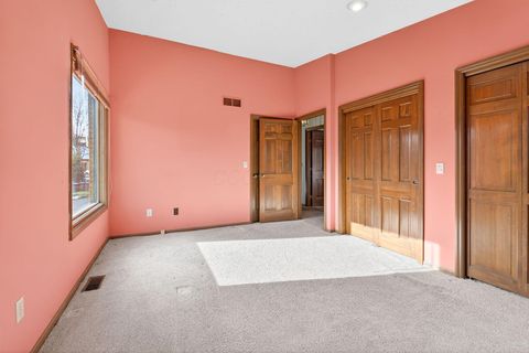 Tiny photo for 3336 Mansion Way, Columbus, OH 43221 (MLS # 225045301)