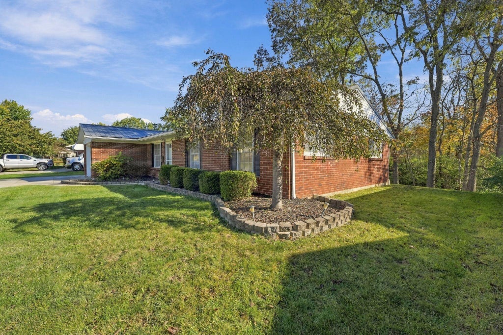 Photo of 648 Liberty Lane, Westerville, OH 43081 (MLS # 226040512)