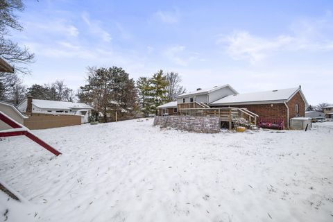 Tiny photo for 1069 Clovernoll Court, Marysville, OH 43040 (MLS # 225045121)