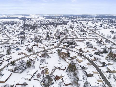 Tiny photo for 1069 Clovernoll Court, Marysville, OH 43040 (MLS # 225045121)