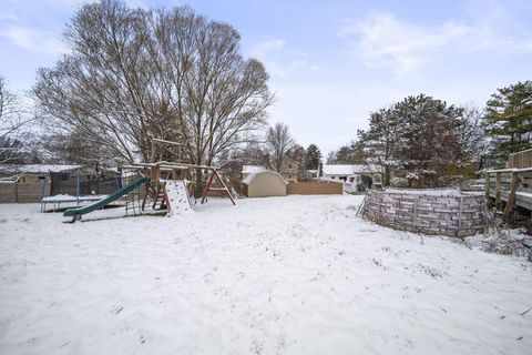 Tiny photo for 1069 Clovernoll Court, Marysville, OH 43040 (MLS # 225045121)
