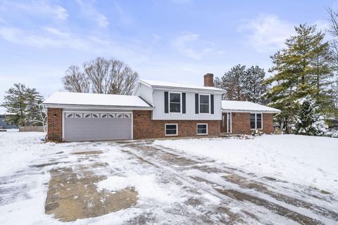 Tiny photo for 1069 Clovernoll Court, Marysville, OH 43040 (MLS # 225045121)