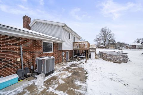 Tiny photo for 1069 Clovernoll Court, Marysville, OH 43040 (MLS # 225045121)