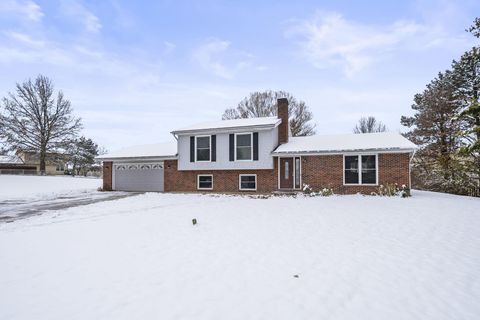 Tiny photo for 1069 Clovernoll Court, Marysville, OH 43040 (MLS # 225045121)