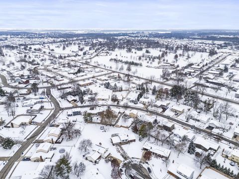 Tiny photo for 1069 Clovernoll Court, Marysville, OH 43040 (MLS # 225045121)