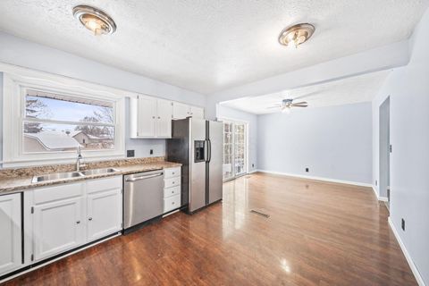 Tiny photo for 1069 Clovernoll Court, Marysville, OH 43040 (MLS # 225045121)