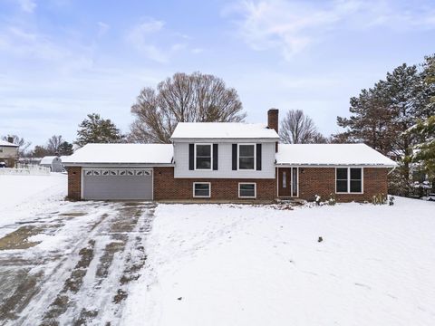 Tiny photo for 1069 Clovernoll Court, Marysville, OH 43040 (MLS # 225045121)