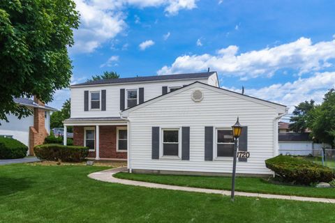 Tiny photo for 1720 Kenwick Road, Columbus, OH 43209 (MLS # 226022854)