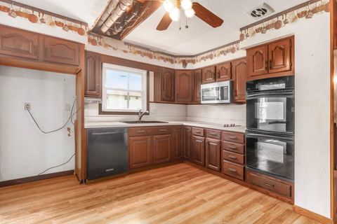 Tiny photo for 1720 Kenwick Road, Columbus, OH 43209 (MLS # 226022854)