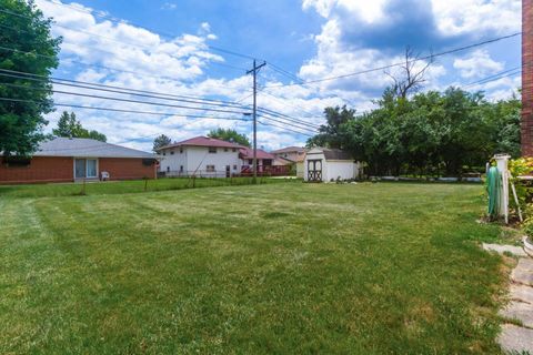 Tiny photo for 1720 Kenwick Road, Columbus, OH 43209 (MLS # 226022854)