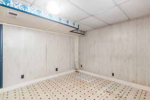 Tiny photo for 1720 Kenwick Road, Columbus, OH 43209 (MLS # 226022854)