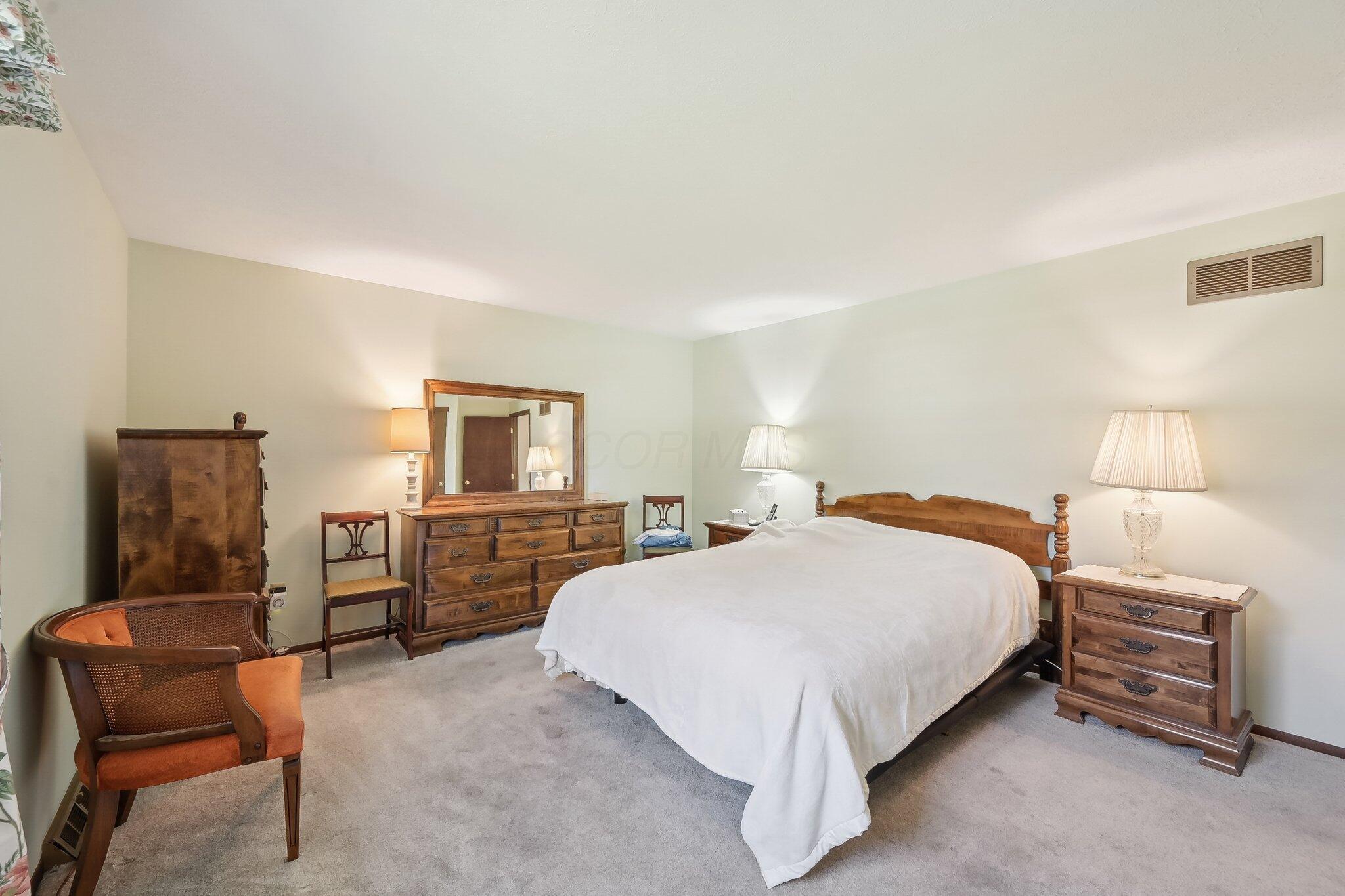 431 Pickering Drive, Pickerington, Ohio image 25