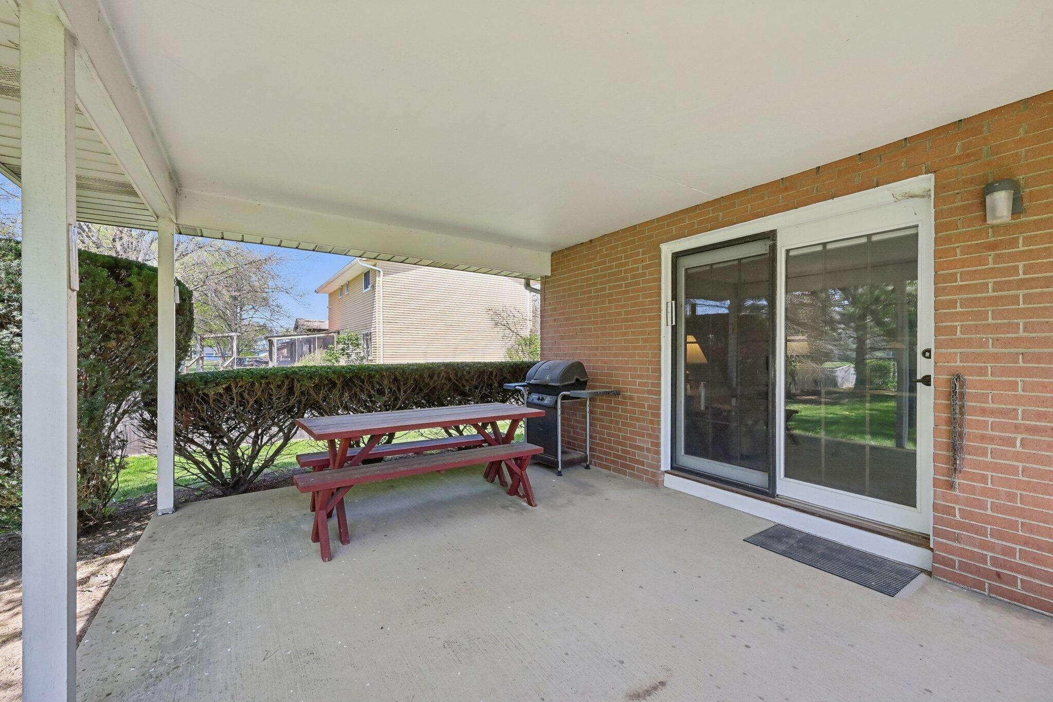431 Pickering Drive, Pickerington, Ohio image 38