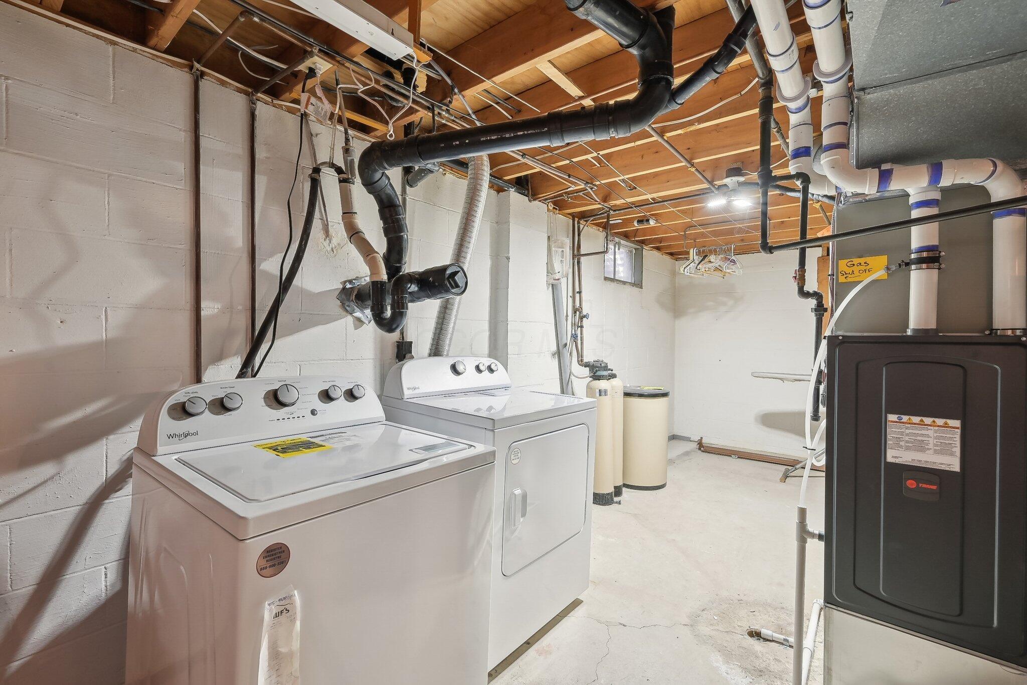 431 Pickering Drive, Pickerington, Ohio image 35