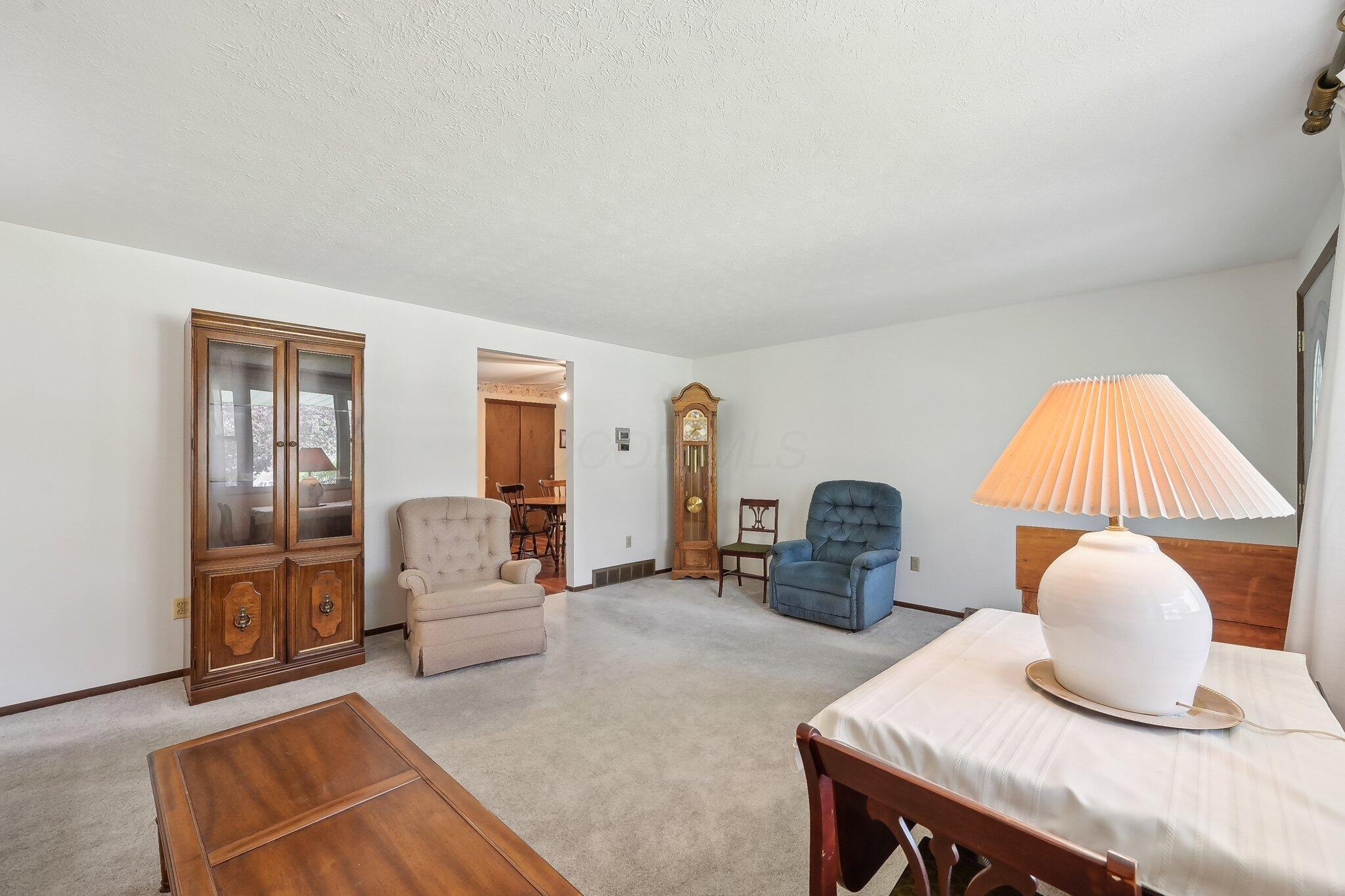 431 Pickering Drive, Pickerington, Ohio image 12