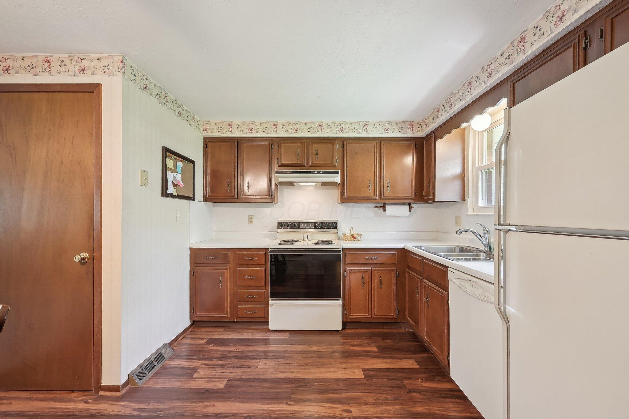 431 Pickering Drive, Pickerington, Ohio image 23
