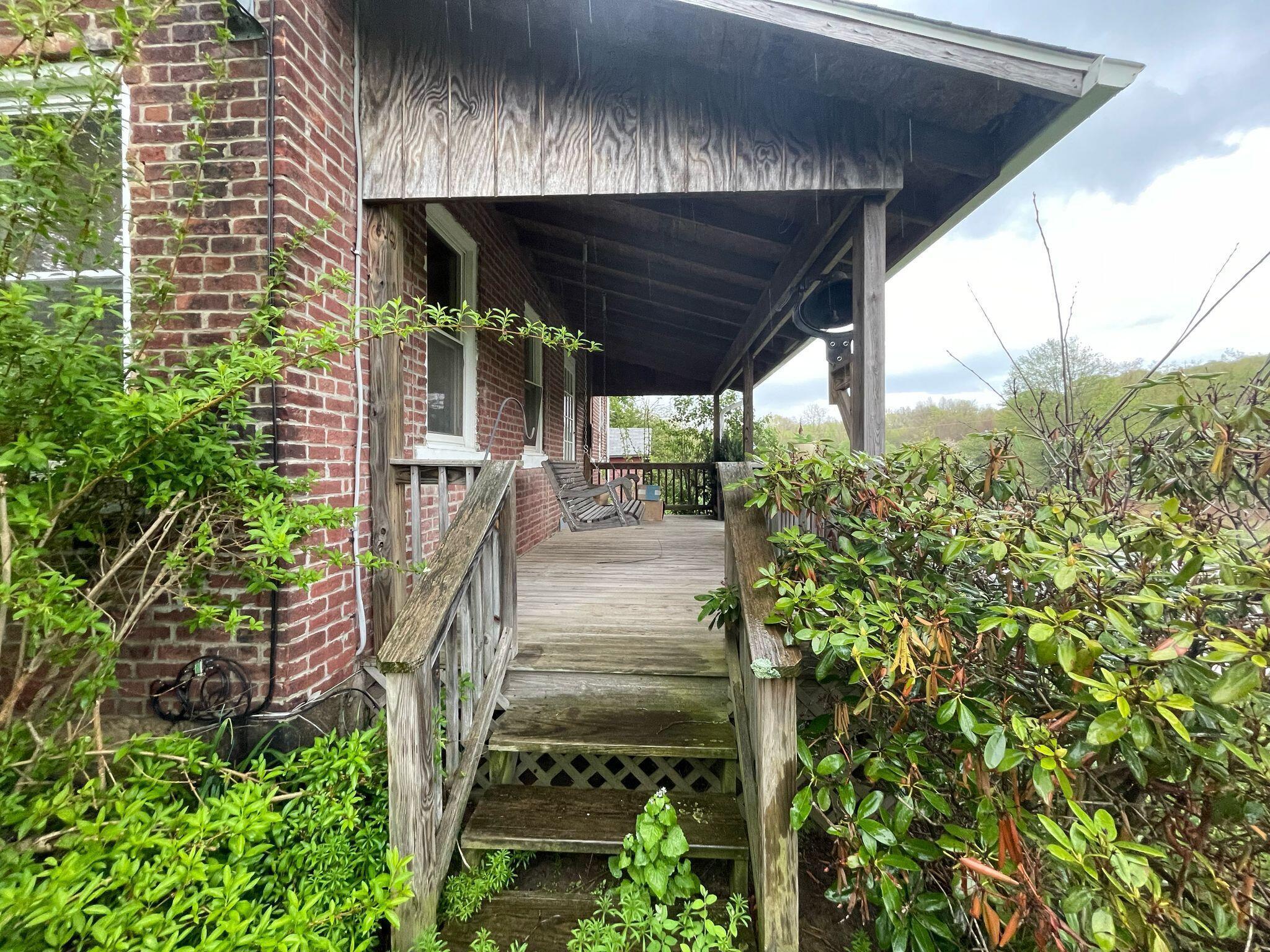 3255 Buttercup Road, Carrollton, Ohio image 1