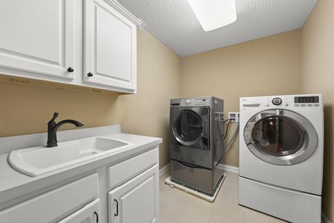 Tiny photo for 9553 Alder Glen Court, Dublin, OH 43017 (MLS # 226002369)