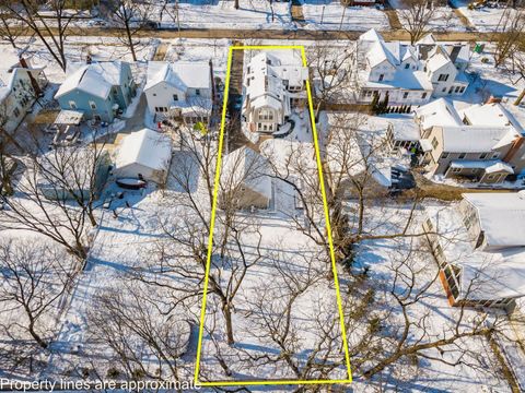 Tiny photo for 1112 Elmwood Avenue, Columbus, OH 43212 (MLS # 226002964)