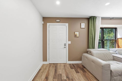 Tiny photo for 5753 Hallridge Circle, Columbus, OH 43232 (MLS # 226032767)