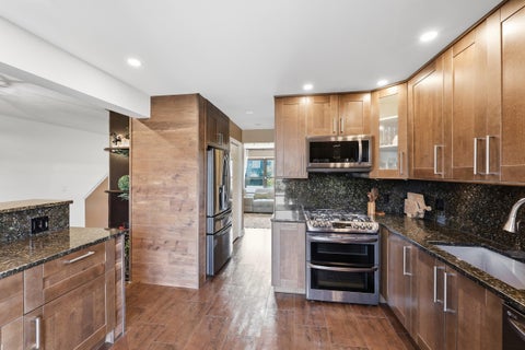 Tiny photo for 5753 Hallridge Circle, Columbus, OH 43232 (MLS # 226032767)