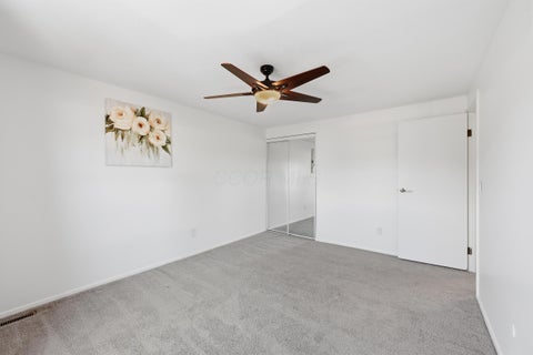 Tiny photo for 5753 Hallridge Circle, Columbus, OH 43232 (MLS # 226032767)