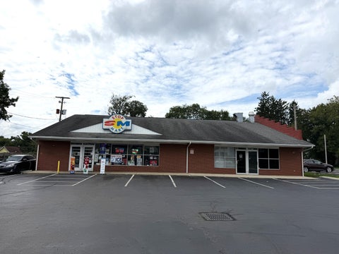 Photo of 417 Mount Vernon Road 413 #413, Newark, OH 43055 (MLS # 226036948)