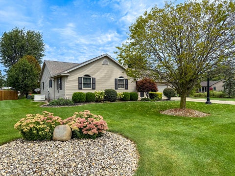 Tiny photo for 402 Dogwood Lane, Carey, OH 43316 (MLS # 226033861)