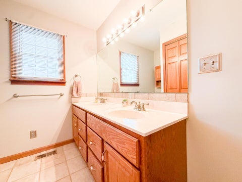Tiny photo for 402 Dogwood Lane, Carey, OH 43316 (MLS # 226033861)