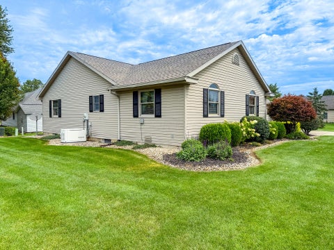 Tiny photo for 402 Dogwood Lane, Carey, OH 43316 (MLS # 226033861)