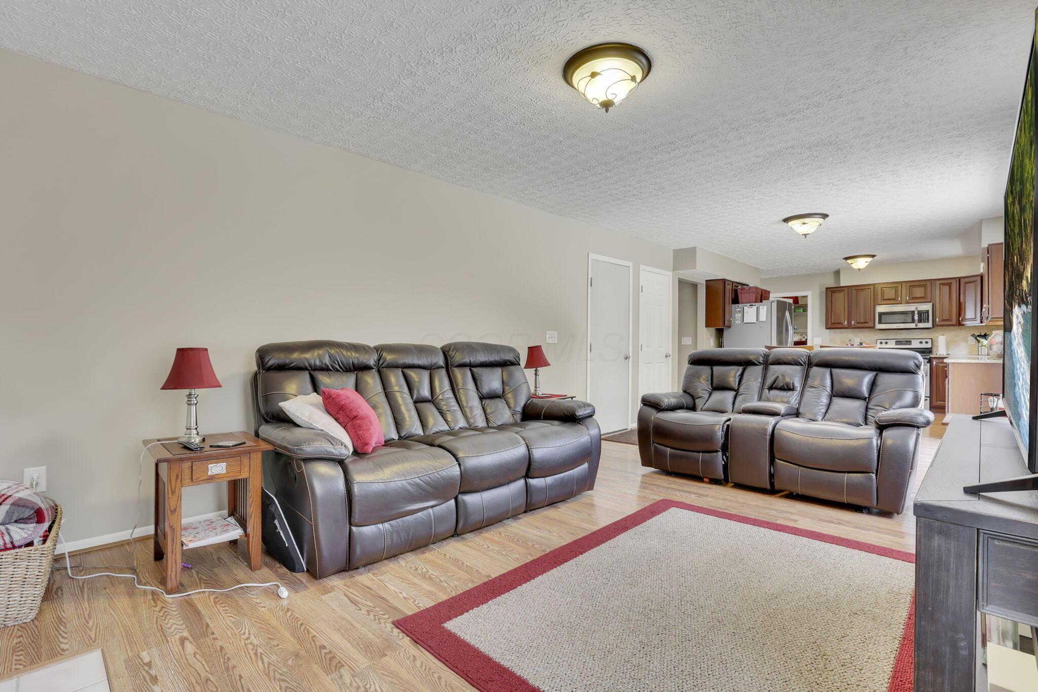 928 Sharon Glyn Drive, Newark, Ohio image 10