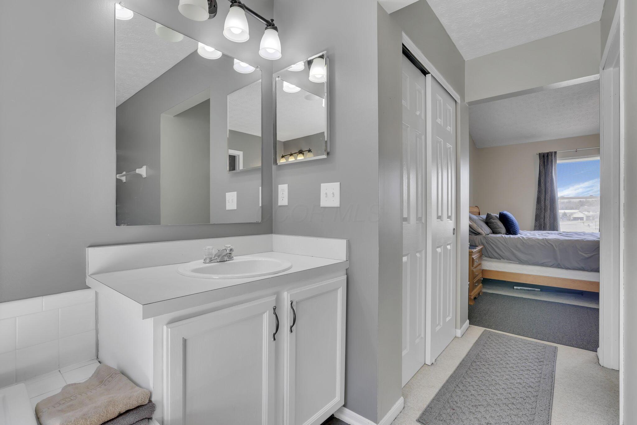 928 Sharon Glyn Drive, Newark, Ohio image 31