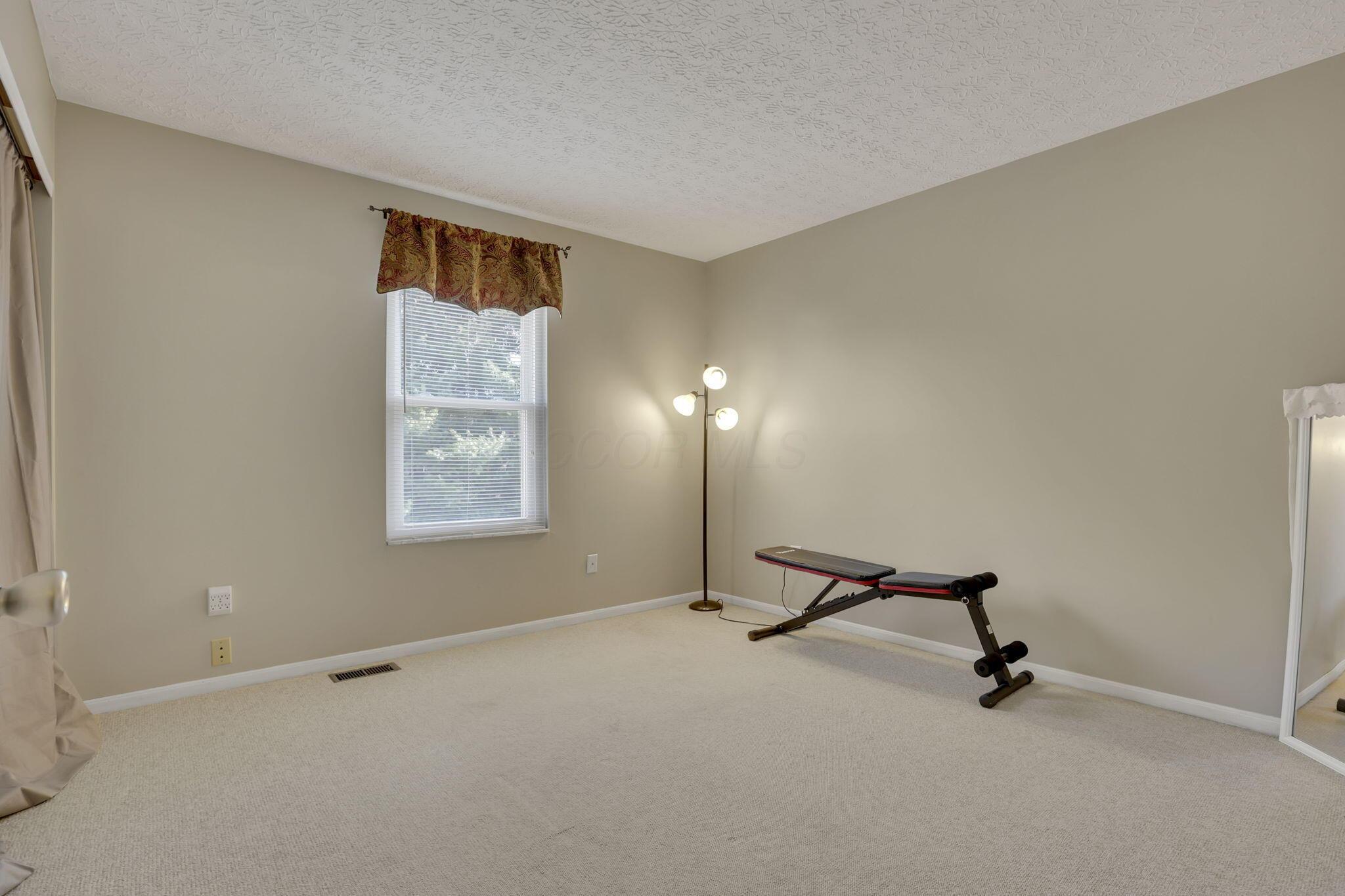 928 Sharon Glyn Drive, Newark, Ohio image 32