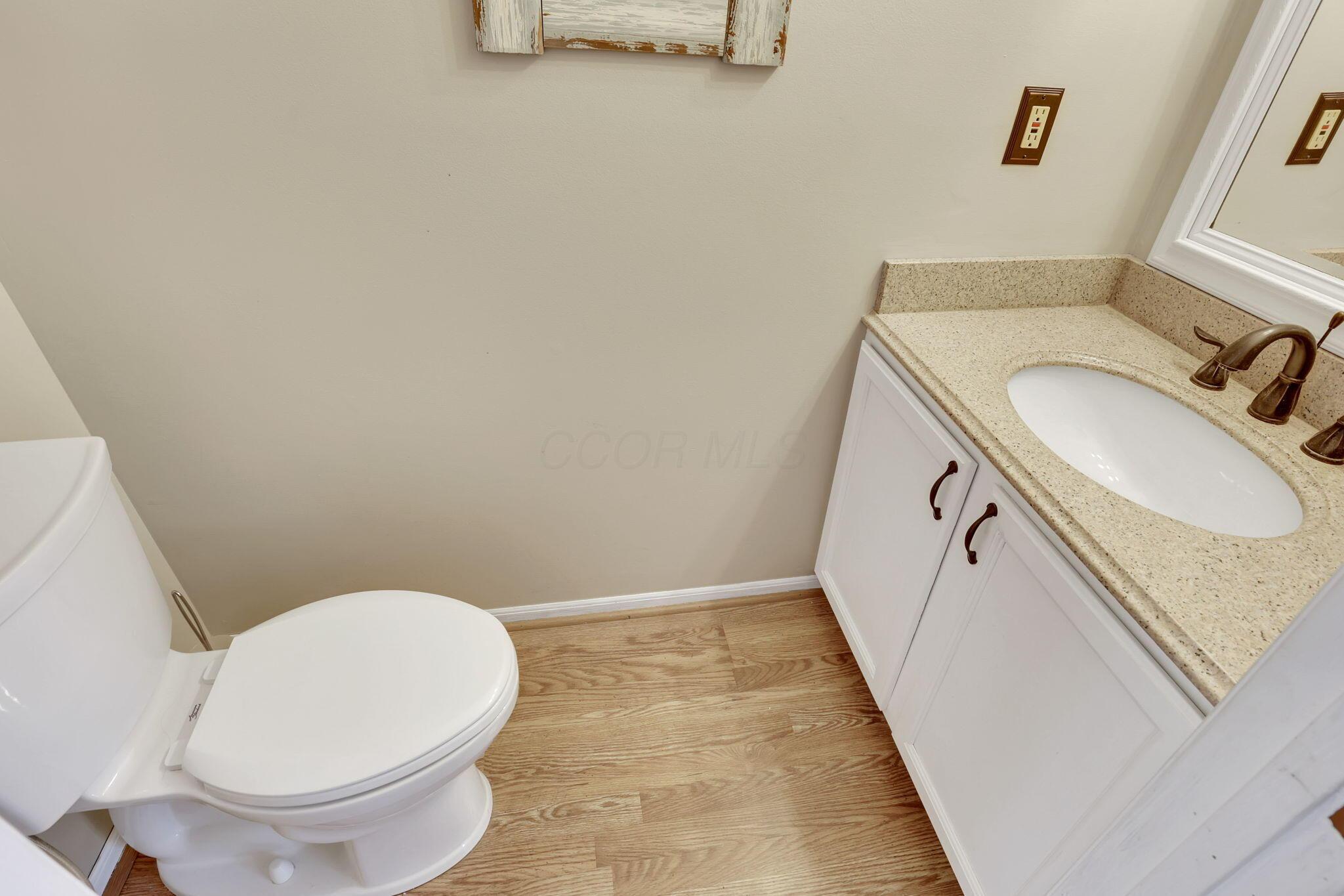 928 Sharon Glyn Drive, Newark, Ohio image 24