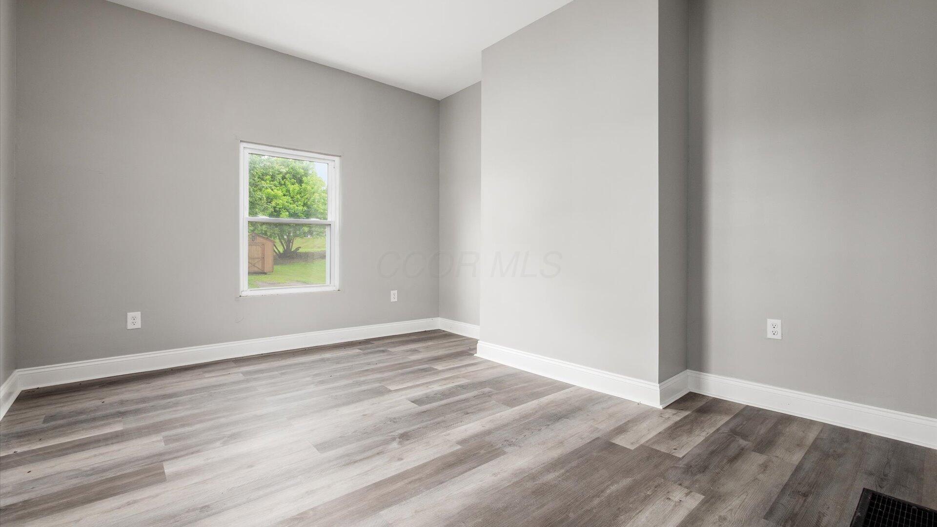 198 Walnut Street, Roseville, Ohio image 6
