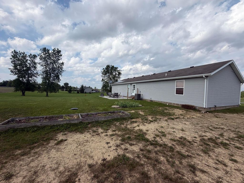 Photo of 3848 Ohio 560, Urbana, OH 43078 (MLS # 226017835)