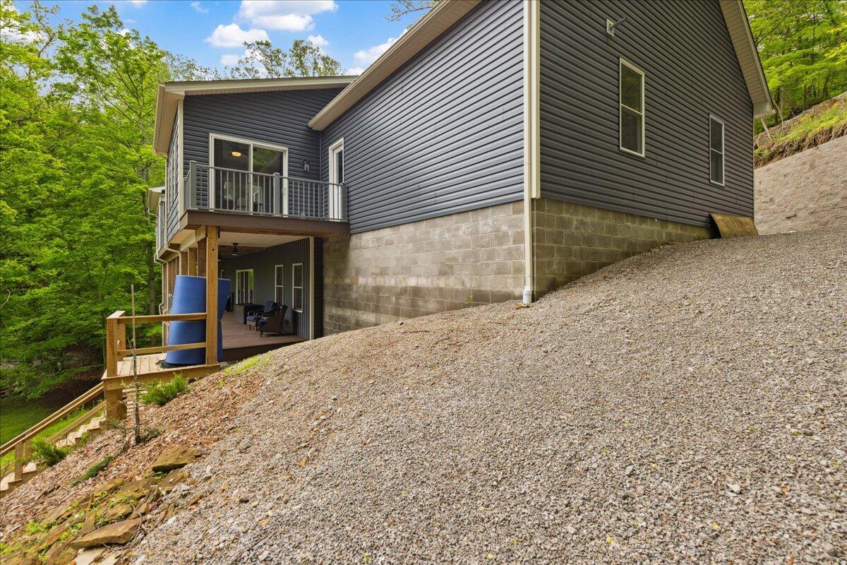 659 Natchez Lane, Sugar Grove, Ohio image 3