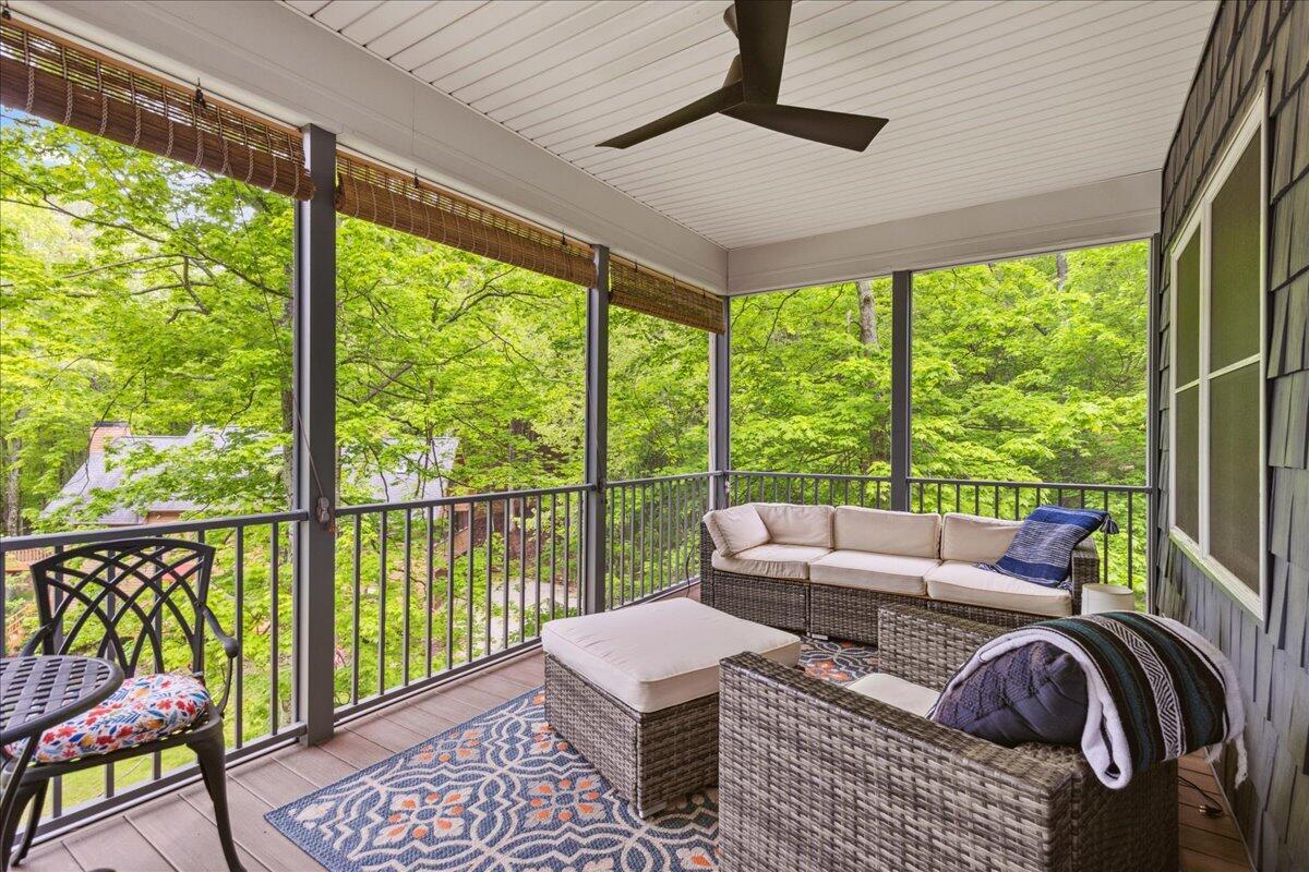 659 Natchez Lane, Sugar Grove, Ohio image 13