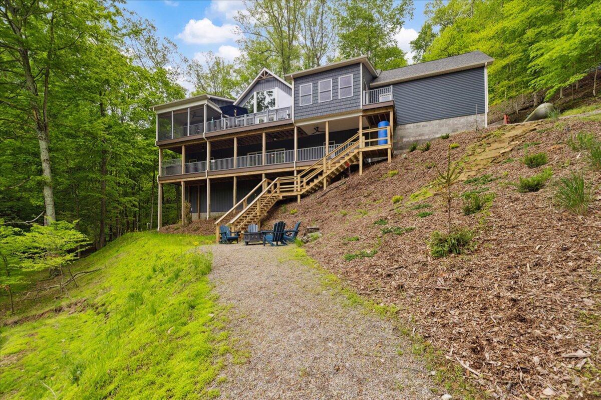 659 Natchez Lane, Sugar Grove, Ohio image 4