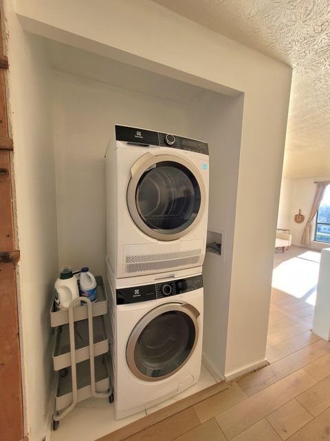 Tiny photo for 734 Worthington Forest Place, Columbus, OH 43229 (MLS # 225045562)