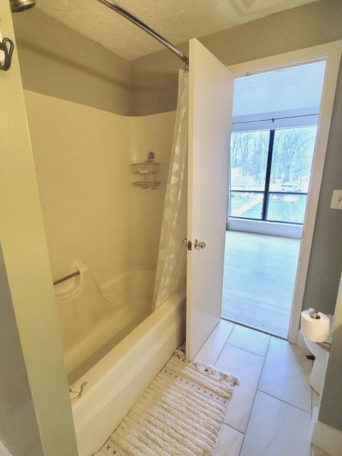 Tiny photo for 734 Worthington Forest Place, Columbus, OH 43229 (MLS # 225045562)