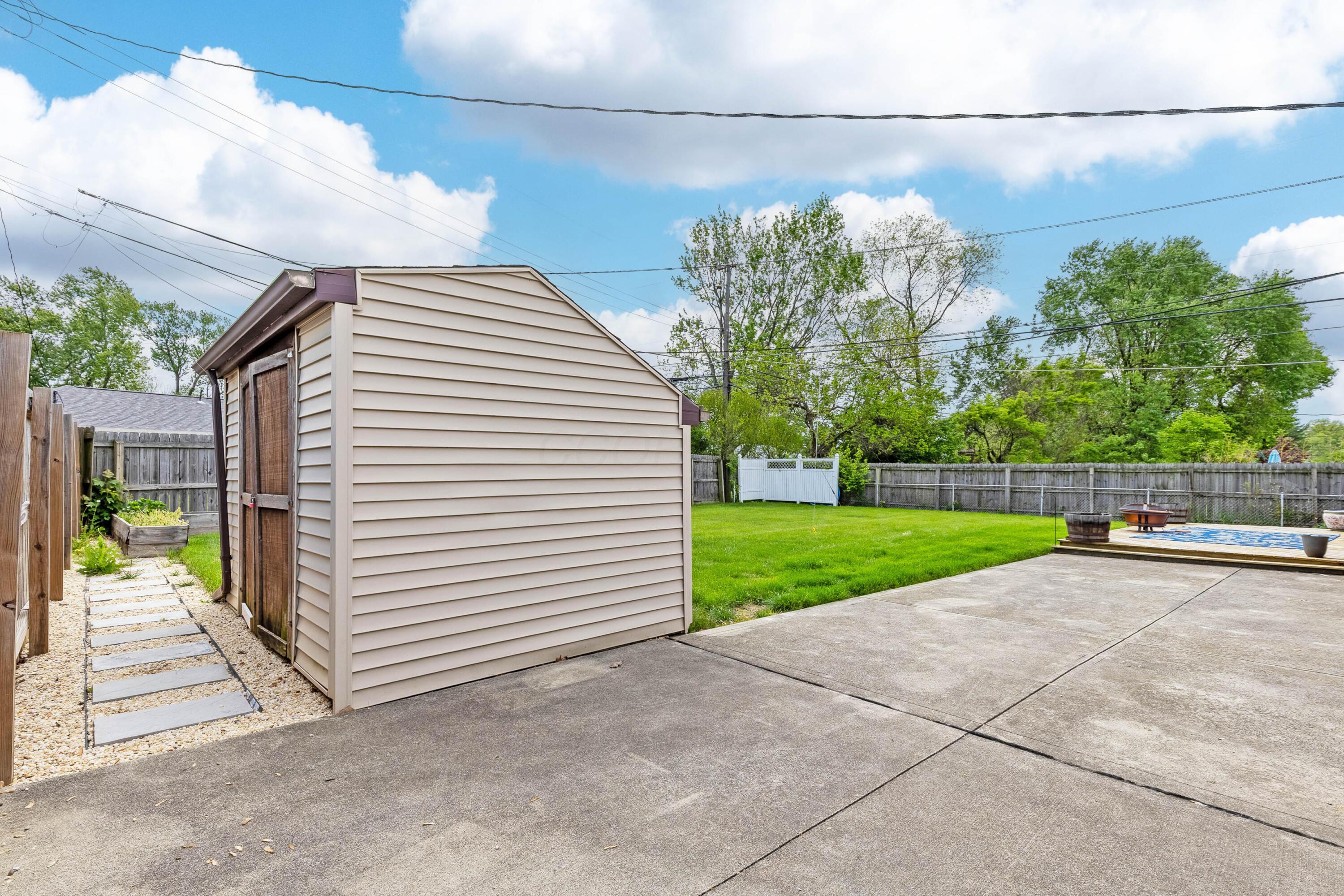 1368 Rosehill Road, Reynoldsburg, Ohio image 26
