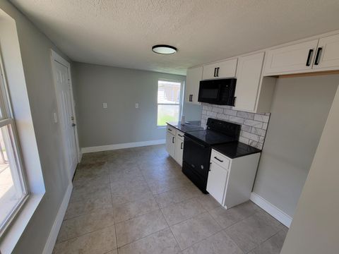 Tiny photo for 751 Wager Street, Columbus, OH 43206 (MLS # 226004399)