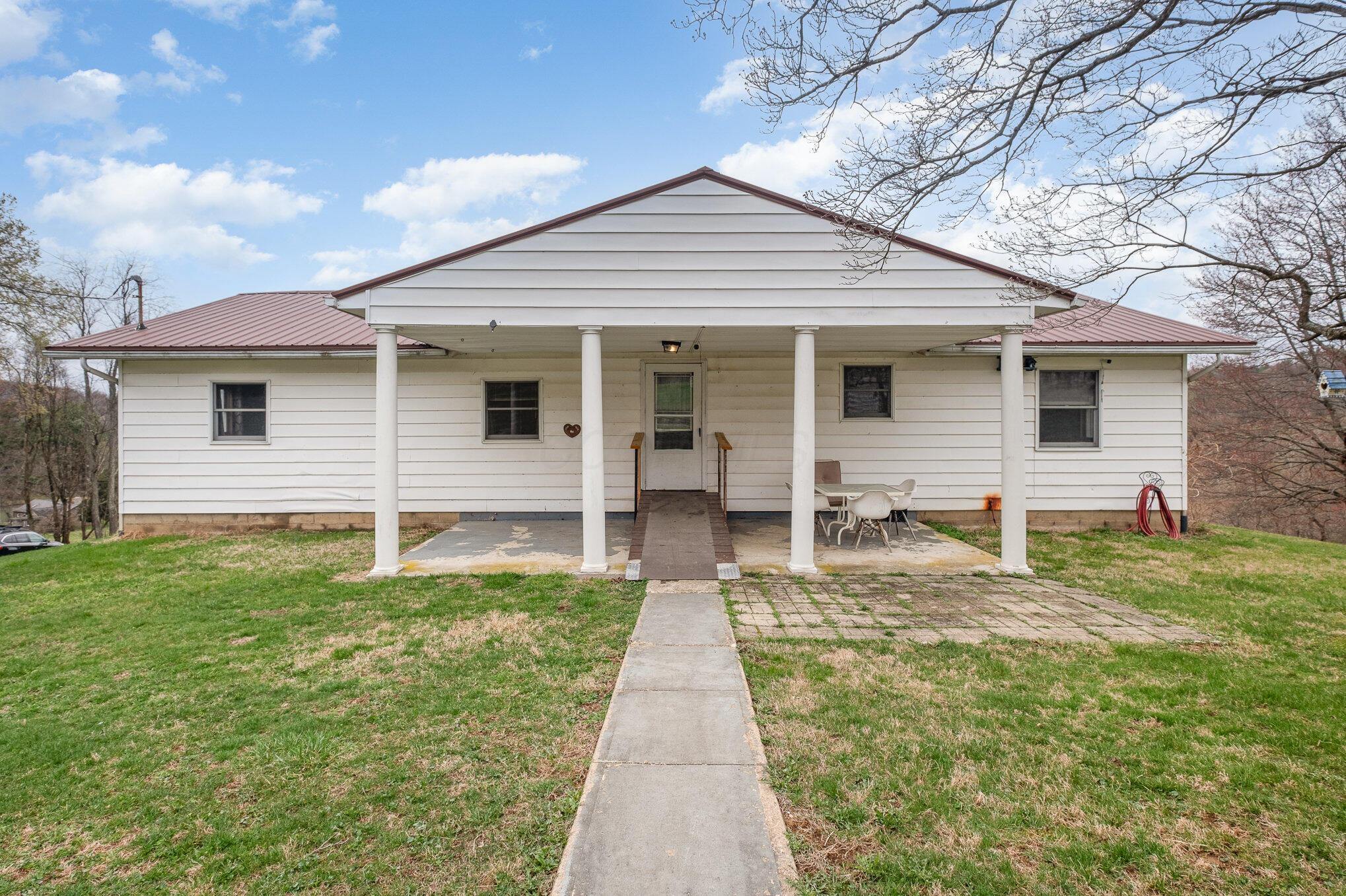 12070 W Carlisle Road, Frazeysburg, Ohio image 6