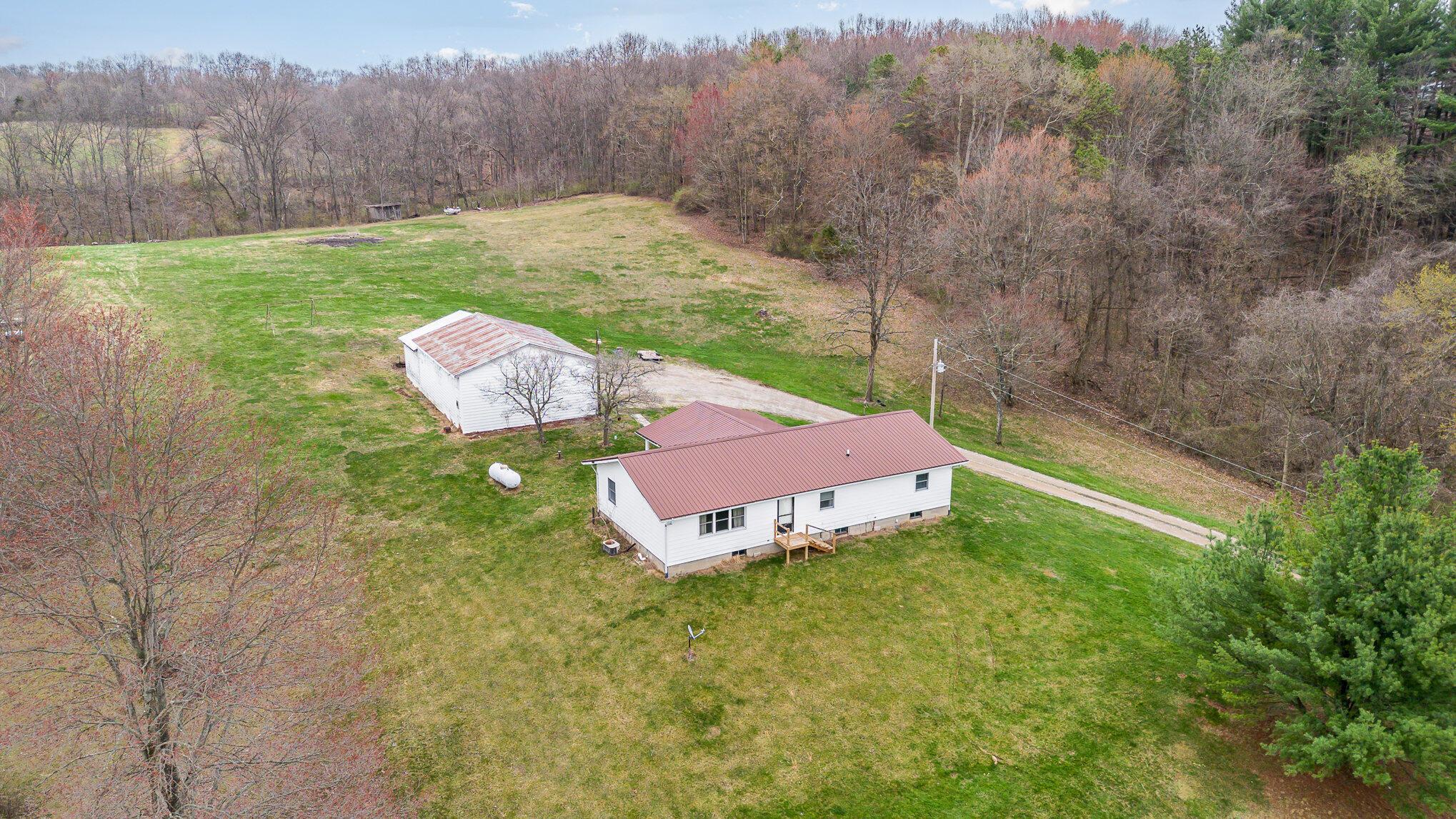 12070 W Carlisle Road, Frazeysburg, Ohio image 33