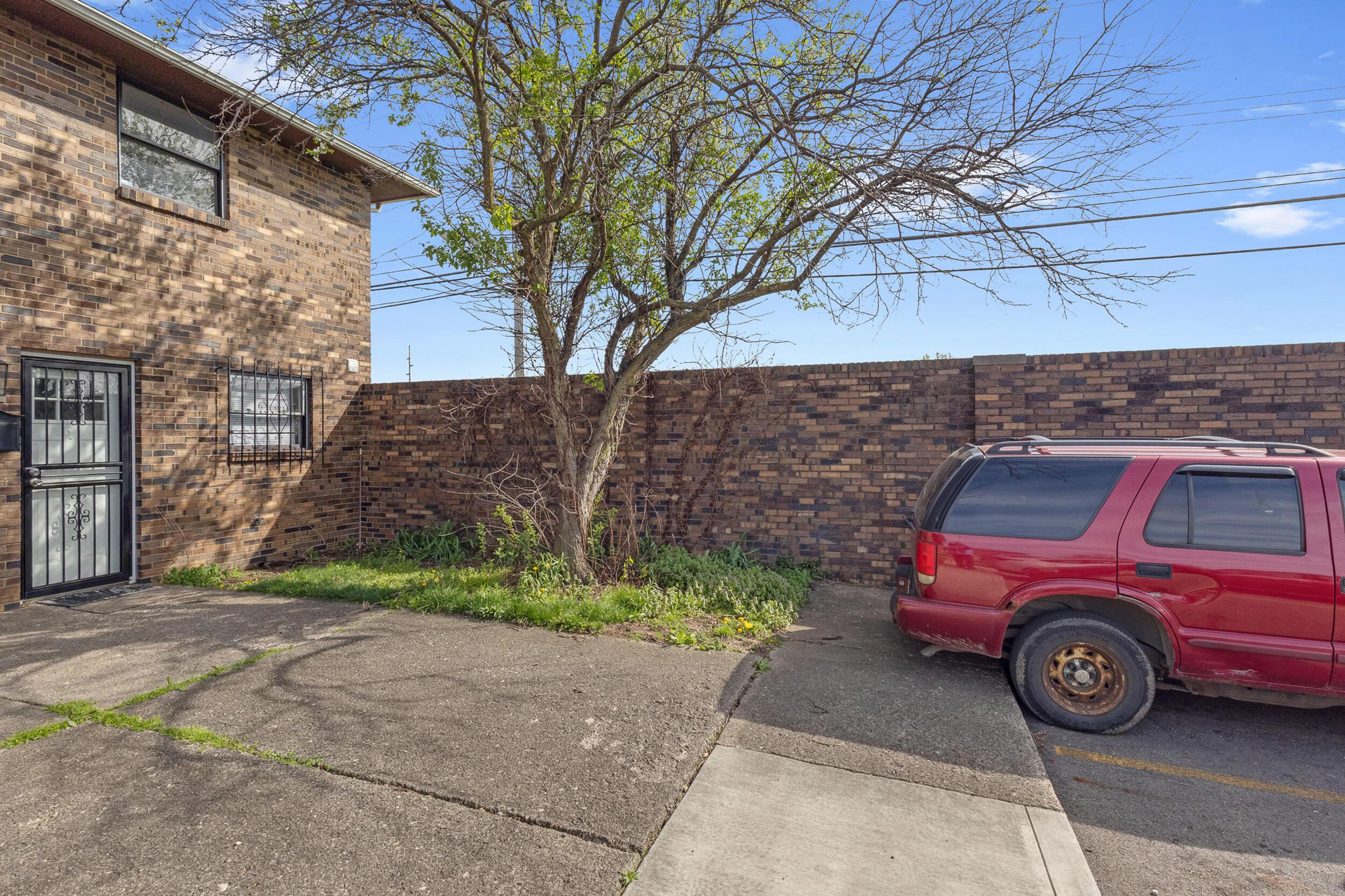 1326 Woodbrook Lane 234