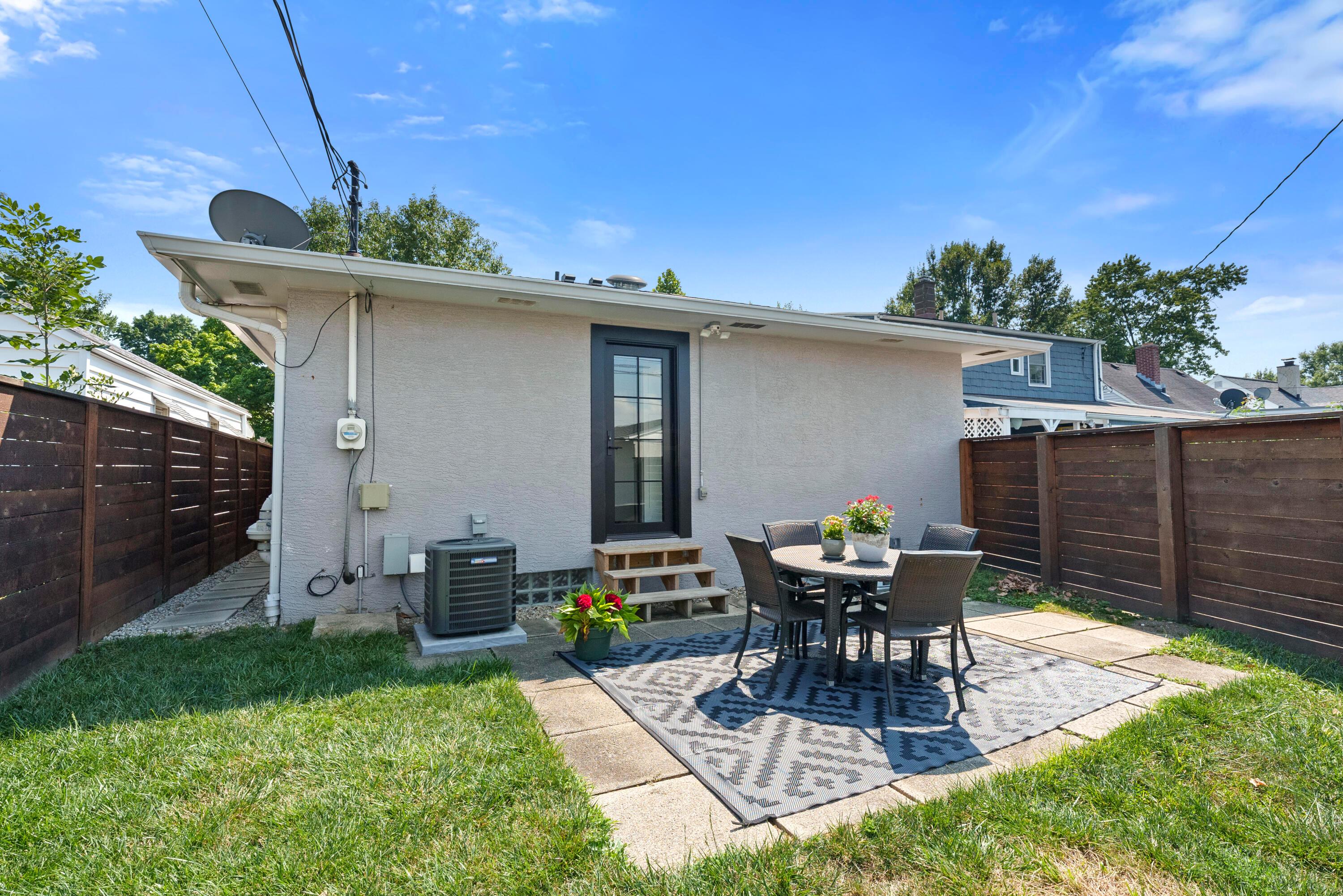 576 E Jeffrey Place, Columbus, Ohio image 43