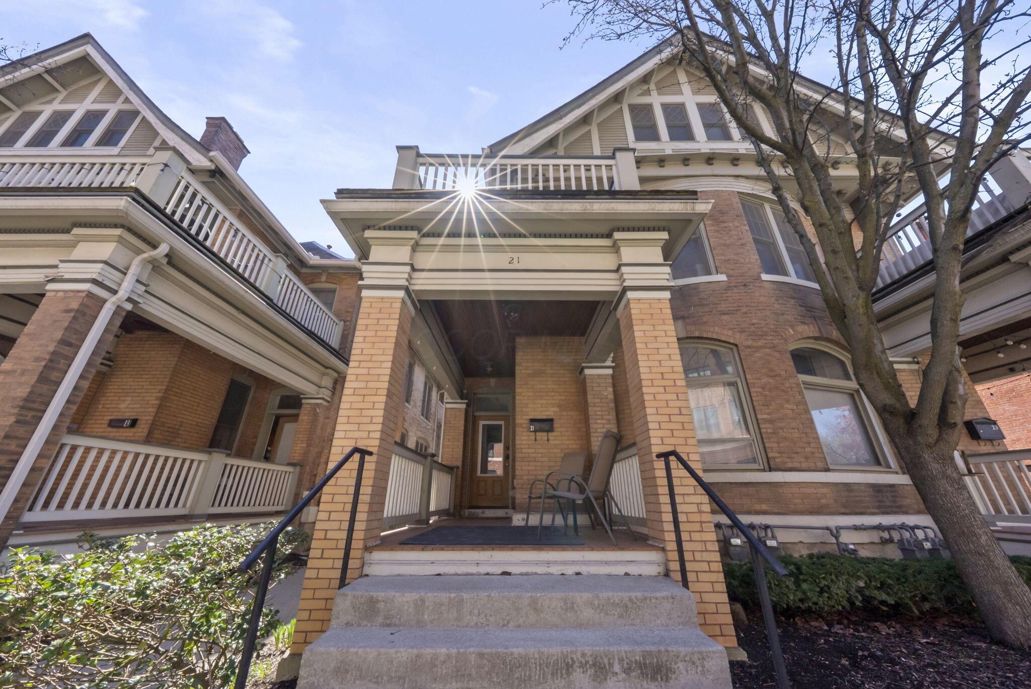 21 W 3rd Avenue 100C