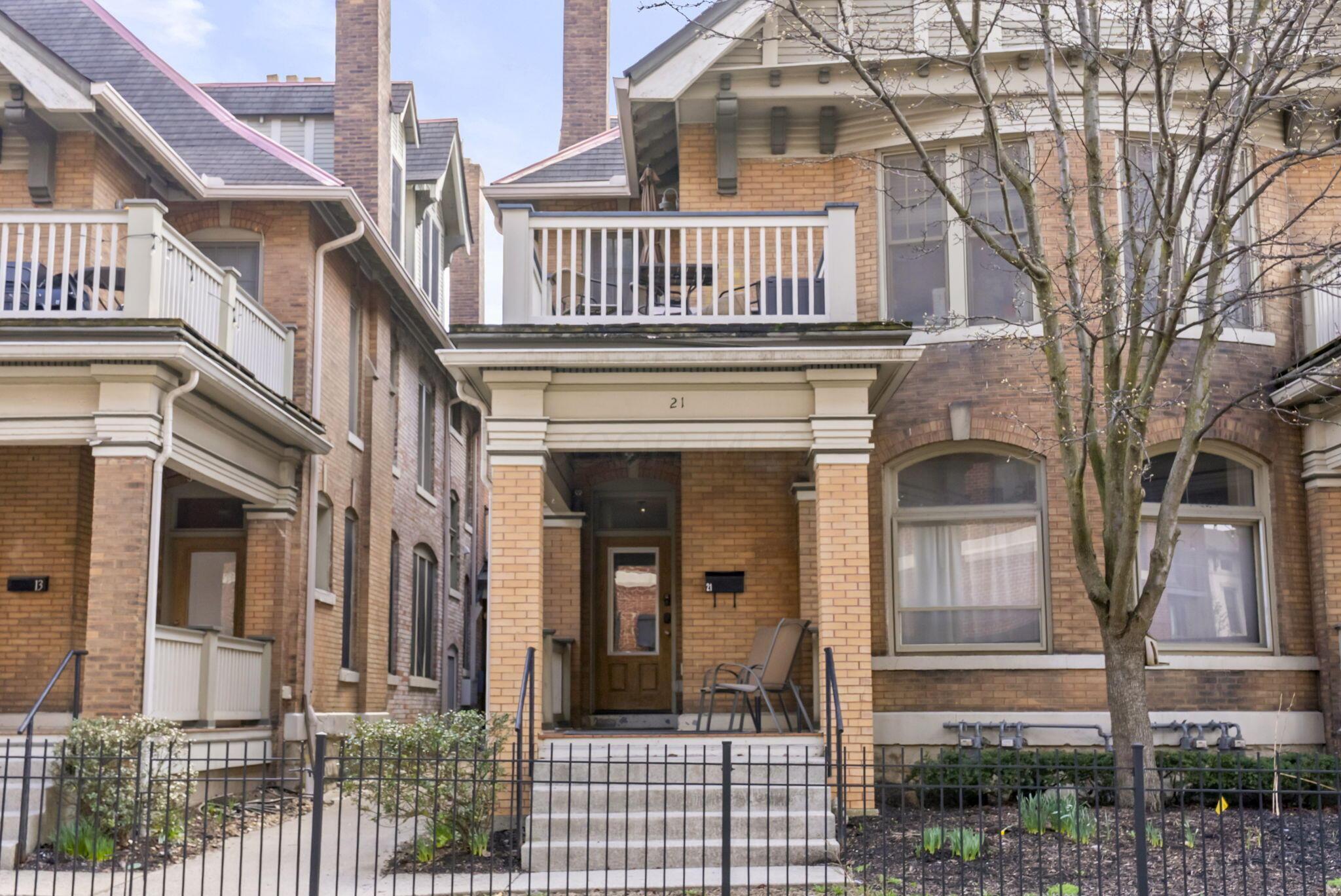 21 W 3rd Avenue 100C